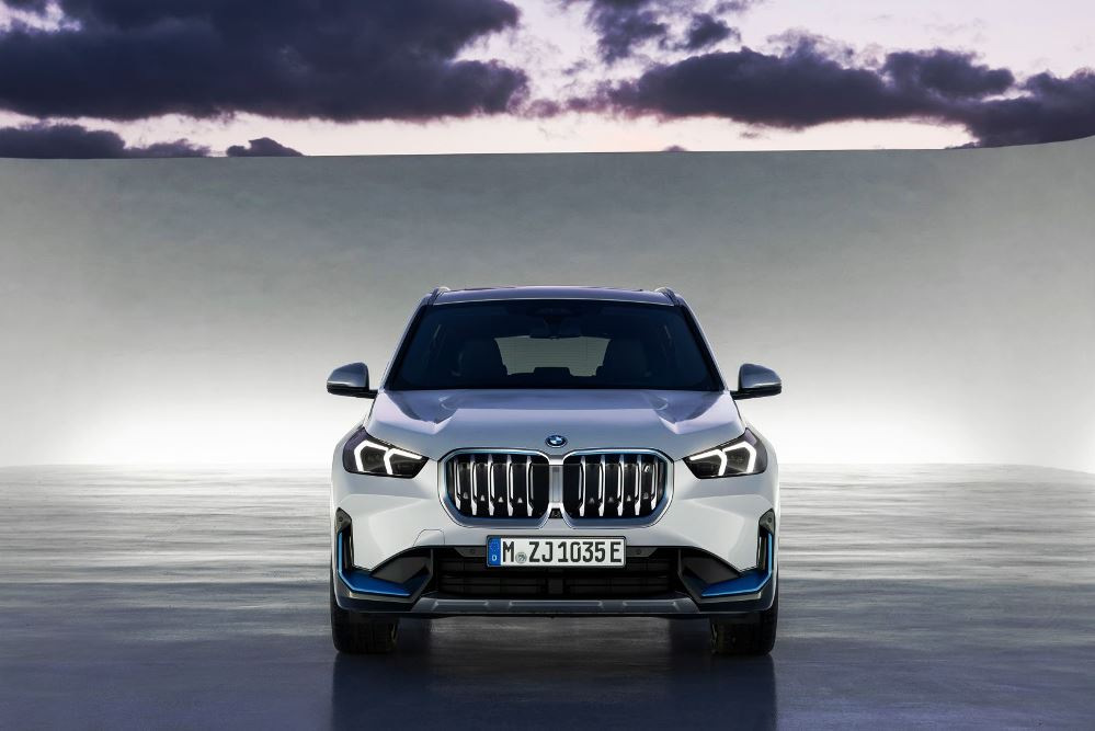 BMW iX1 (U11) -koeajo: kompakti sähköinen premium-crossover
