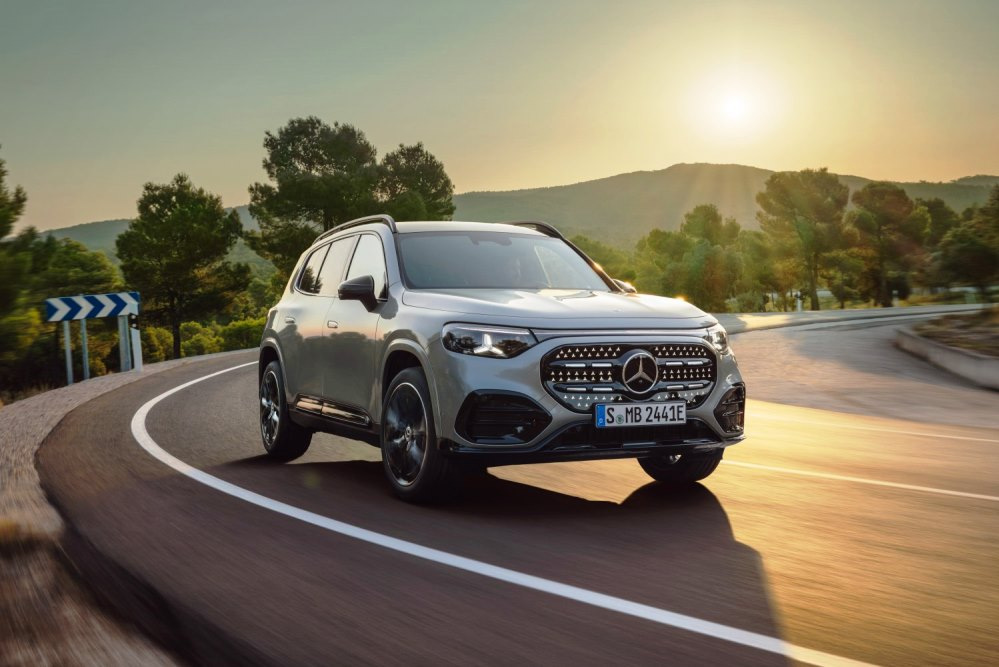 Mercedes-Benz GLB 2026 -koeajo: premium-SUV:n uusi sukupolvi