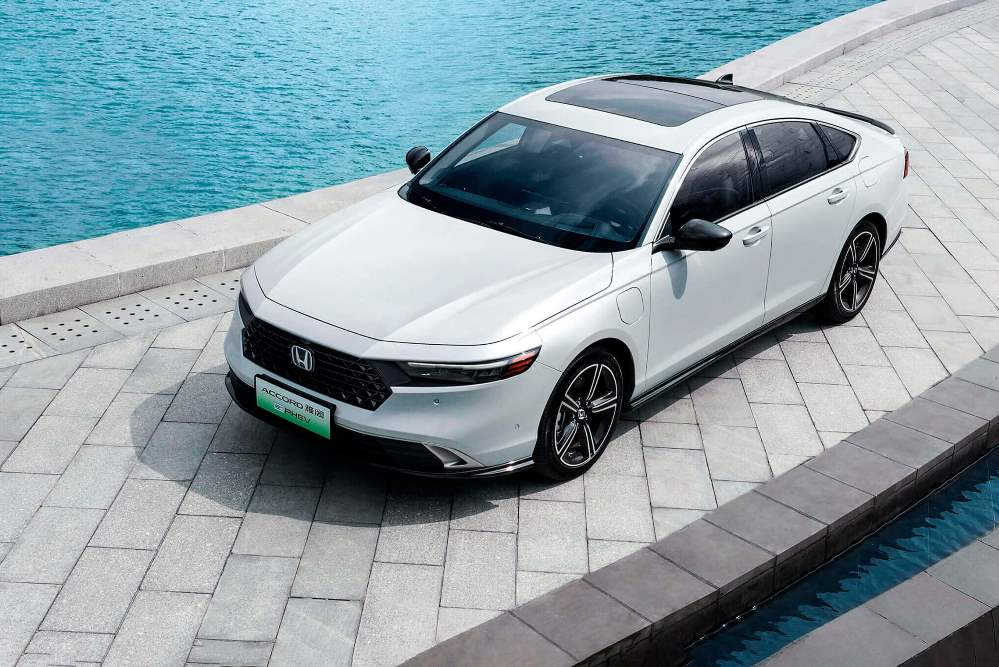 Honda Accord Hybrid -koeajo: tehokas keskikokoluokan sedan