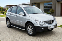 SsangYong Action 2005–2018 Tayga Grey -sivuaskelmat (2 kpl, alumiini) kuva 1