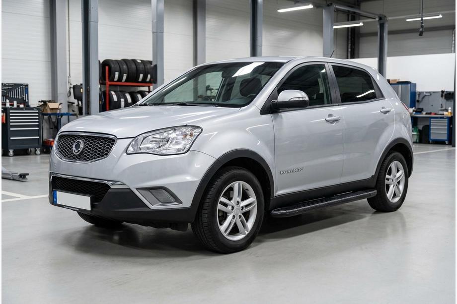 SsangYong Korando 2010–2019 Sivuporrast Bosphorus Black (2 kpl, alumiini) Image
