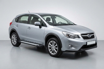 Subaru XV 2011–2017 Allmond Grey -sivuporrassarja (2 kpl, alumiini) kuva 1