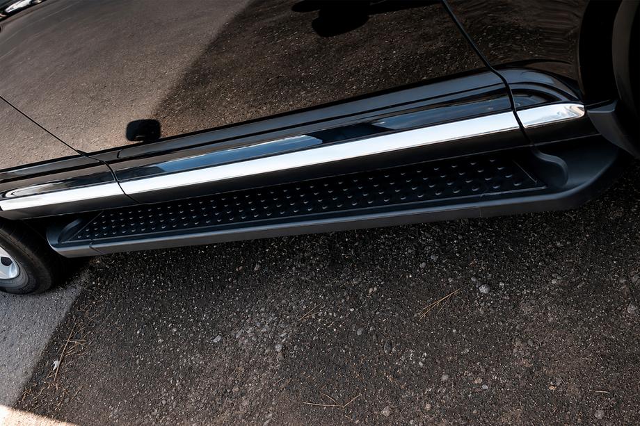 Volkswagen Touareg 2010–2018 Allmond Black sivuaskelmat (2 kpl, alumiini) Image