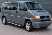 Volkswagen T4 Transporter 1990–2003 RedLine V1 sivuportaat (2 kpl, alumiini) Pitkä akseliväli kuva 1