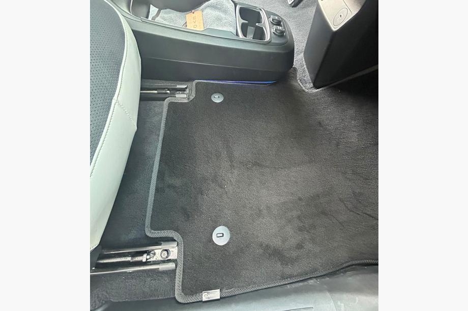 Kia EV6 2021– Premium-tekstiilimatot (Musta) Image
