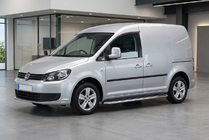 Volkswagen Caddy 2010–2015 Maydos V1 sivuportaat (2 kpl, alumiini ↗ ruostumaton teräs) Maxi-alusta kuva 1