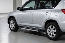 Toyota Rav 4 2006–2013 RedLine V1 sivuportaat (2 kpl, alumiini) kuva 1
