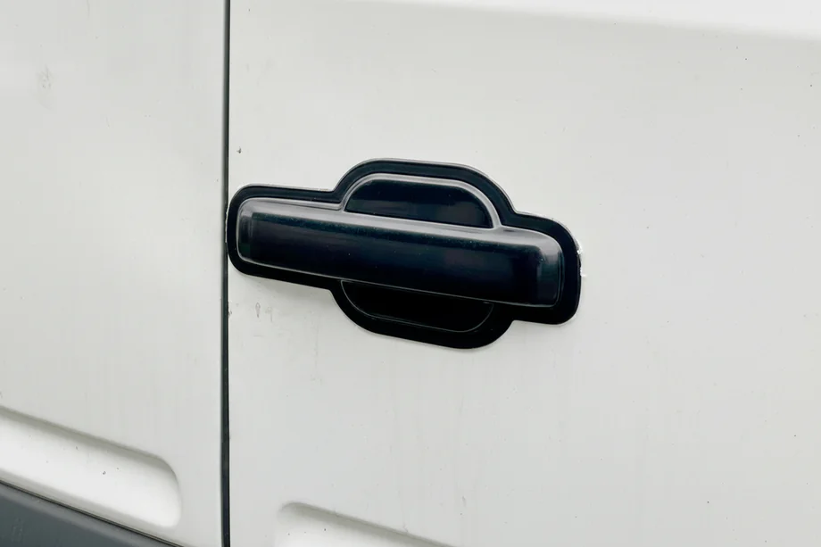 Mercedes Vito W638 1996–2003 Ovenkahvan suojakuori EuroCap (1 kpl, ABS) Image
