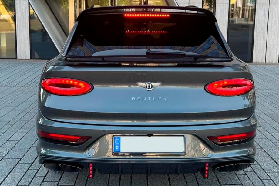 Bentley Bentayga 2015–2025 LRT-Design Carbon -korisarja Kuva 14