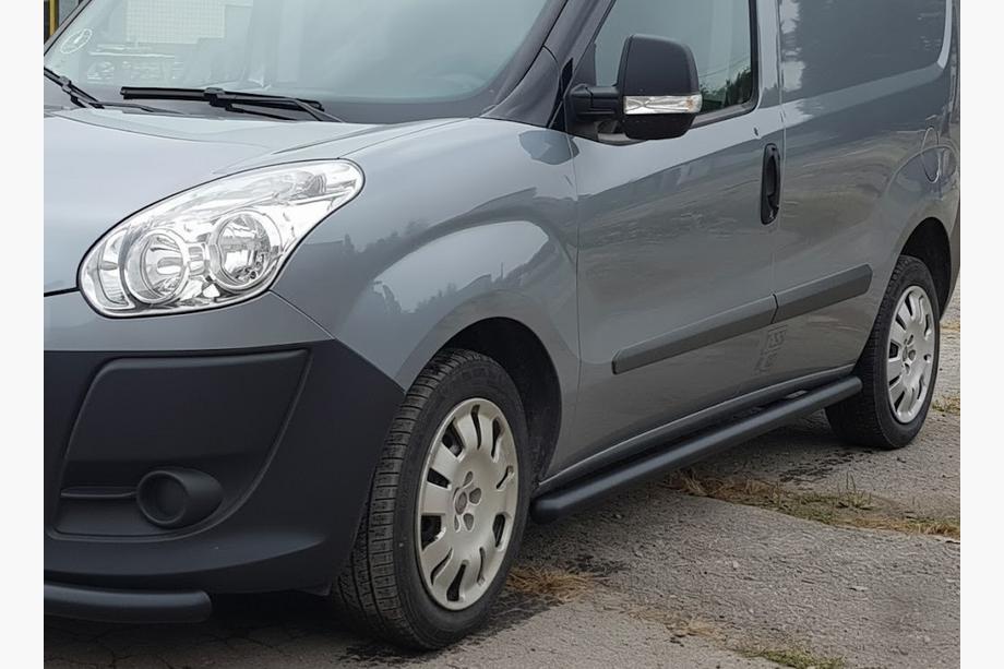 Fiat Doblo II 2010–2022 Sivupalkit Black (2 kpl, ruostumaton teräs) Image
