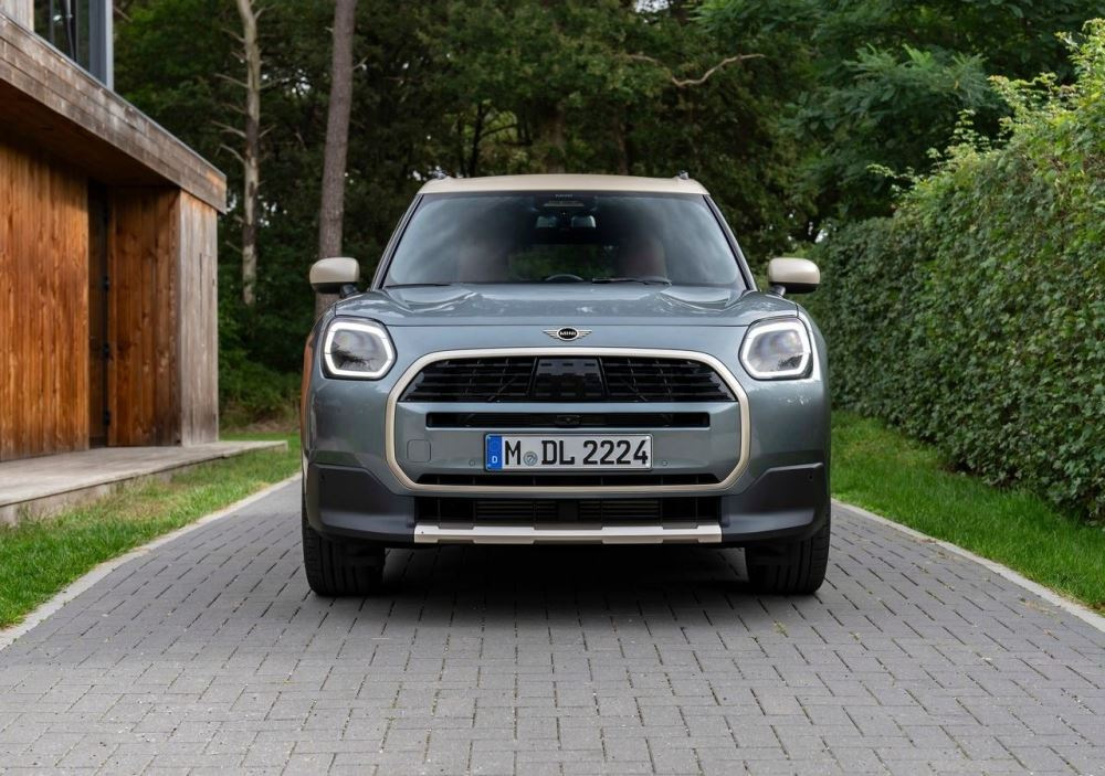MINI Countryman (U25): uuden sukupolven kompakti crossover