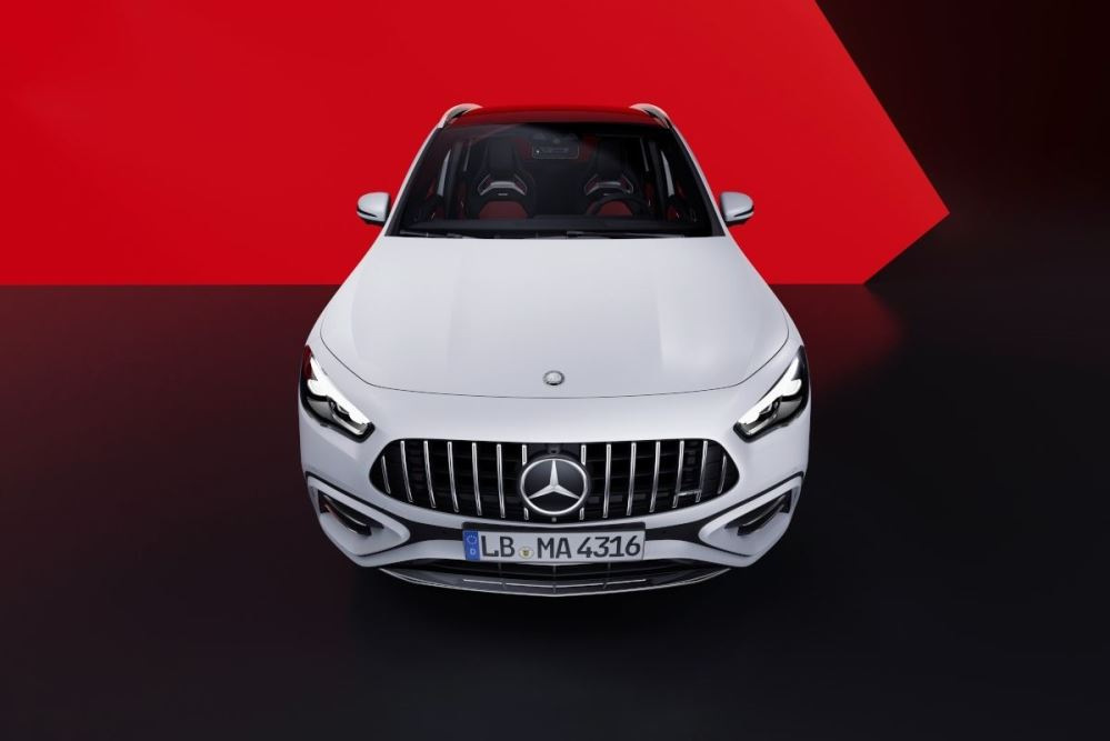Mercedes-Benz GLA (H247) -koeajo: kompakti premium-crossover