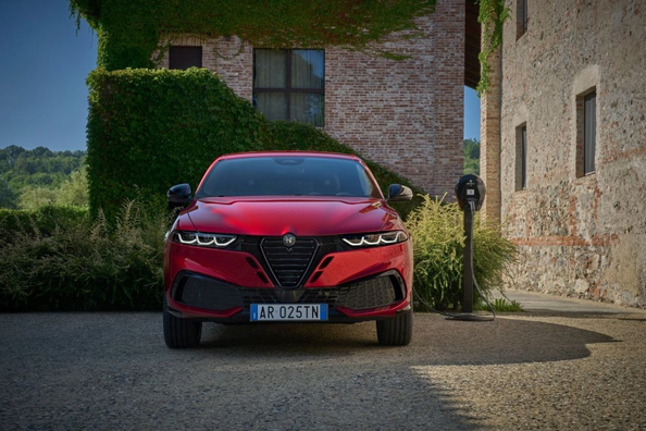 Alfa Romeo Tonale 2025 -koeajo: italialaista tyyliä kompaktissa crossoverissa