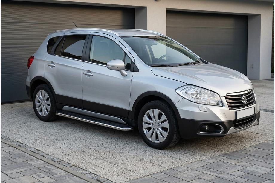 Suzuki SX4 S-Cross 2013–2016 Maydos V1 sivuportaat (2 kpl, alumiini ↗ ruostumaton teräs) Image