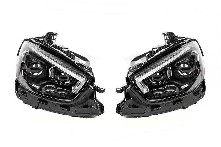 Mercedes E-class W213 2016–2023 OEM-ajovalot 2020-2023 (2 kpl, LED) Image