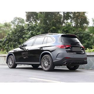 Takapuskuri valmiiksi koottuna GLC63 AMG kuva 2