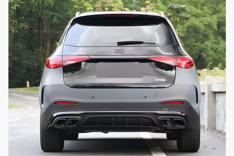 Mercedes GLC X254 2022– Takapuskuri valmiiksi koottuna GLC63 AMG Image