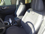 Nissan Qashqai 2014–2021 Auton penkinpäälliset (keinonahka↗kangas, Premium) kuva 26