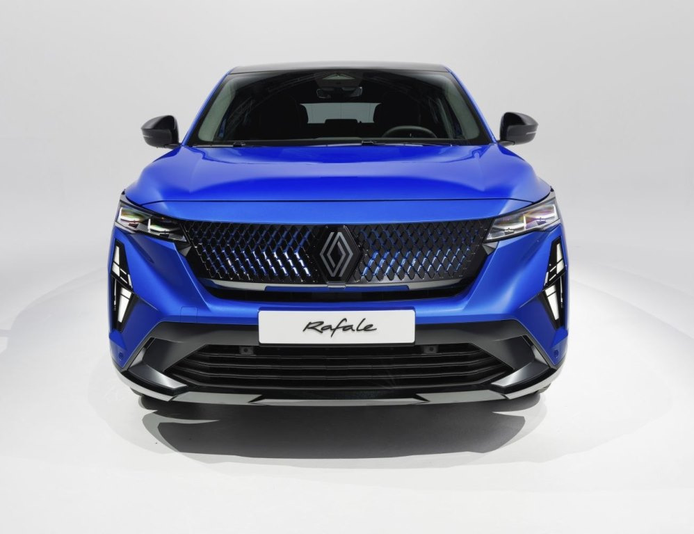 Renault Rafale: Katsaus coupé-tyyliseen hybridicrossoveriin
