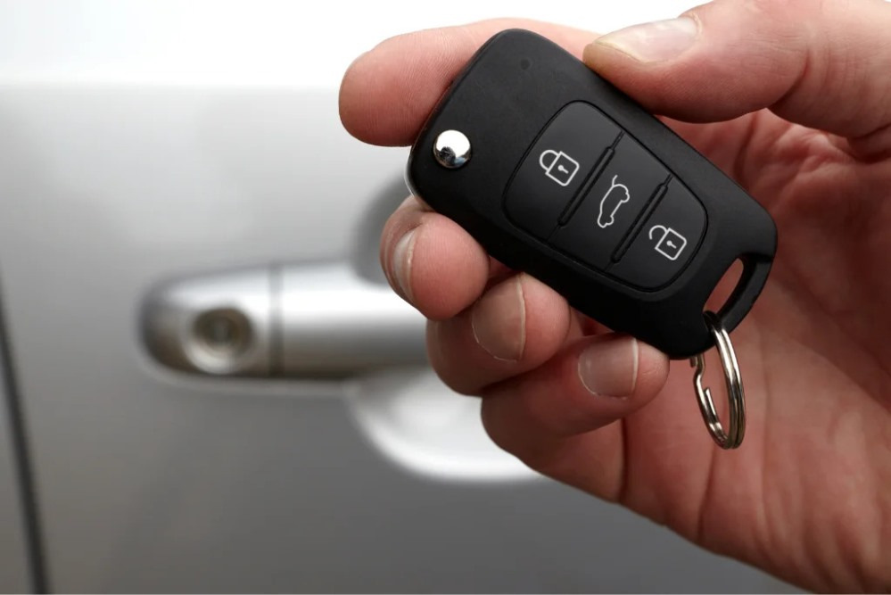 Miksi auto ei tunnista avainta: yleisimmät syyt ja ratkaisut