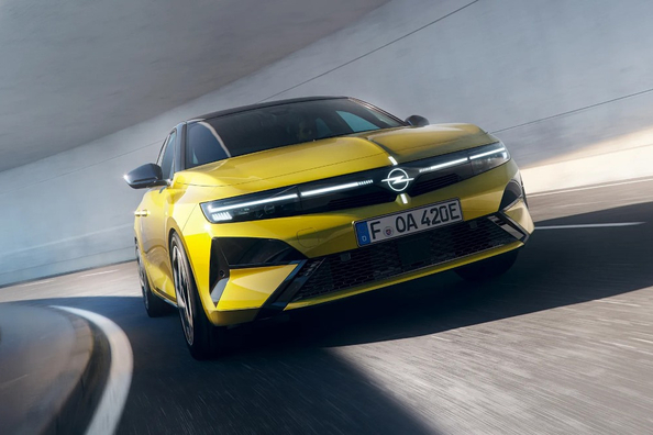 Uusi Opel Astra L 2026: kompaktin hatchbackin koeajo
