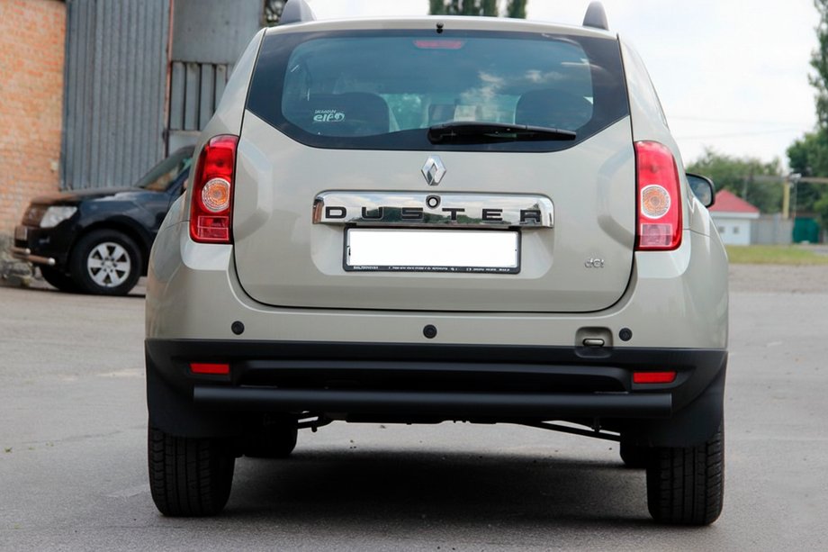 Renault Duster 2008–2017 Takakaari suora Black (ruostumaton teräs) Image