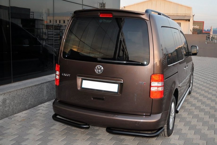 Volkswagen Caddy 2010–2015 Takakulmapalat AK003 Black (2 kpl, ruostumaton teräs) Kuva 2