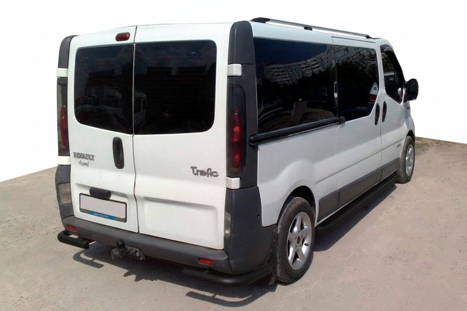 Renault Trafic 2001–2015 Taka-kulmapalat AK003 Black (ruostumaton teräs) Image