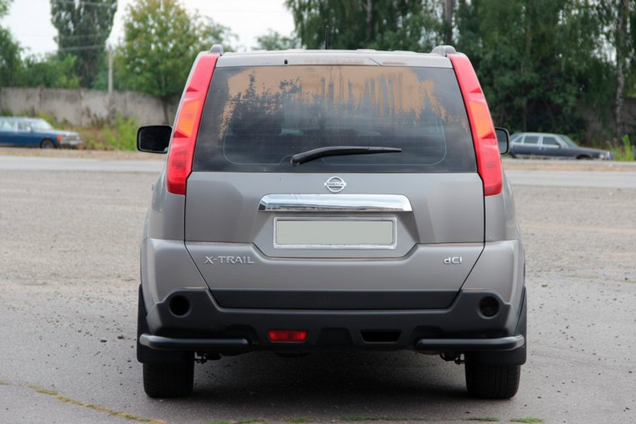 Nissan X-trail T31 2007–2014 Takakulmat AK003 Black (2 kpl, ruostumaton teräs) Kuva 3