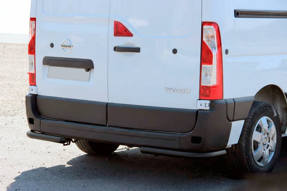 Nissan NV400 2010–2024 Takakulmapalat AK003 Black (2 kpl, ruostumaton teräs) Kuva 1