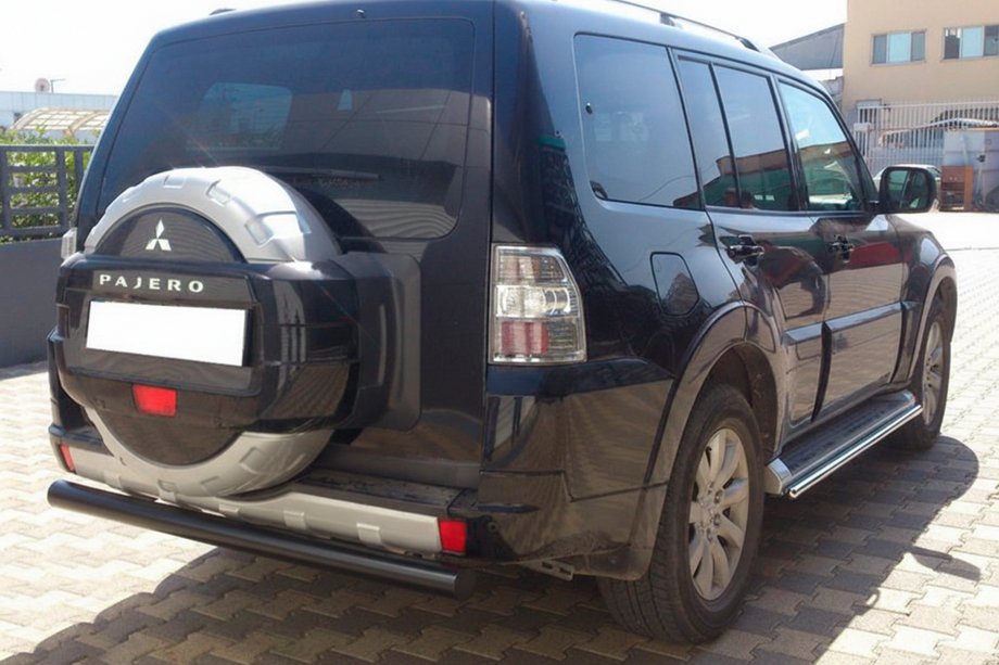 Mitsubishi Pajero Wagon III 1999–2006 Takasuojakaari AK002 Black (ruostumaton teräs) Kuva 3
