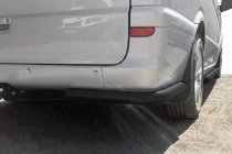 Mercedes Vito W639 2004–2014 Takakulmasuojat AK003 Black (2 kpl, ruostumaton teräs) keskipitkälle ja pitkälle akselivälille kuva 2
