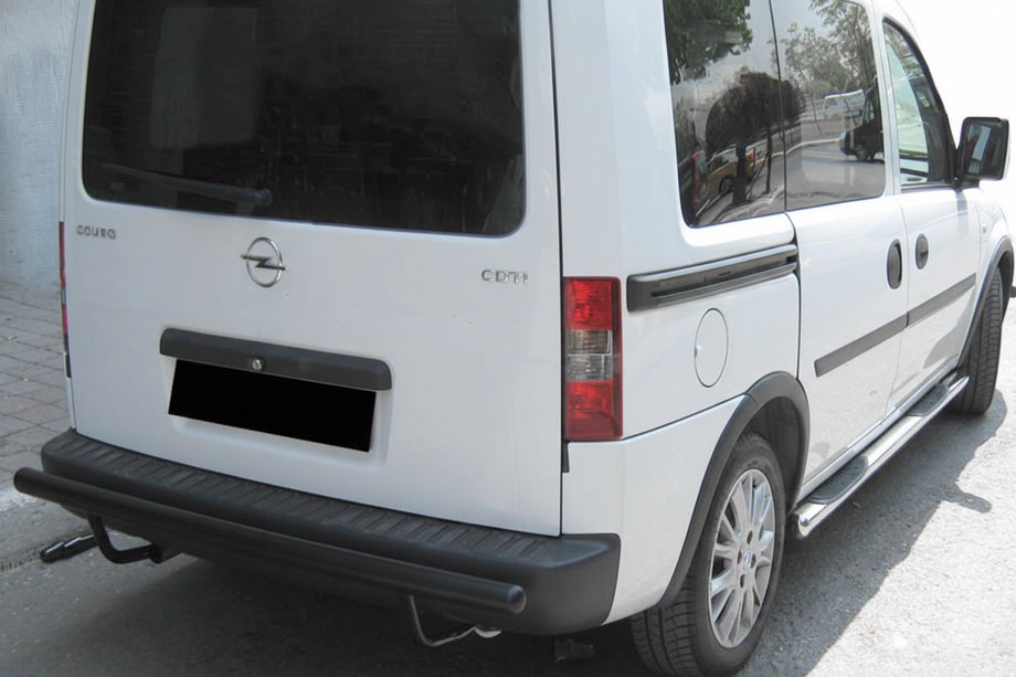 Opel Combo 2002–2012 Takasuojakaari AK002 Black (ruostumaton teräs) Image