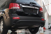 Kia Sorento II XM 2009–2014 Takakaari AK007 Black (ruostumaton teräs) kuva 1