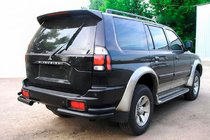 Mitsubishi Pajero Sport 1996–2007 Takaosan kaksoiskulmaputket Black (2 kpl, ruostumaton teräs) kuva 1