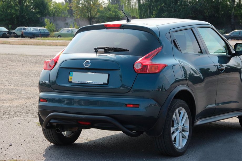 Nissan Juke 2010–2019 Takakaari AK007 Black (ruostumaton teräs) Image