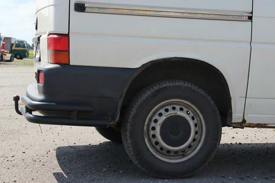 Volkswagen T4 Caravelle/Multivan 1990–2003 Takaosan tuplakulmapalat AK003-Double Black (2 kpl, ruostumaton teräs) Kuva 2