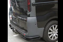 Opel Vivaro 2001–2015 Takakulmaputket AK003-Подвійний Musta (ruostumaton teräs) kuva 1