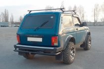 Lada Niva ja Urban 1977– Takasuojakaari AK002 tupla Musta kuva 3