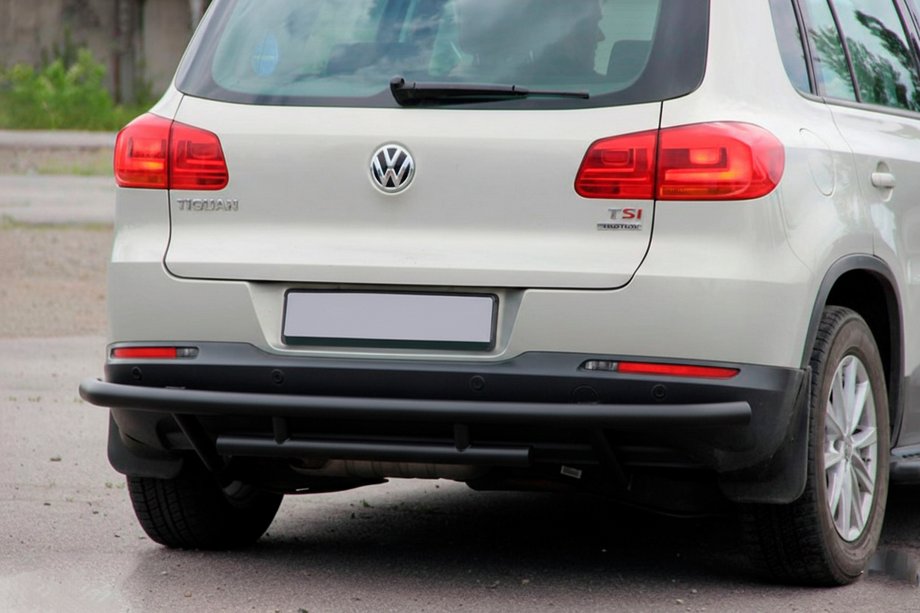 Volkswagen Tiguan 2007–2016 Taka puskurisuoja AK002-2 Black (ruostumaton teräs) Image