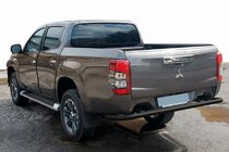 Mitsubishi L200 2015–2024 Takasuojakaari AK005 Black (ruostumaton teräs) kuva 1