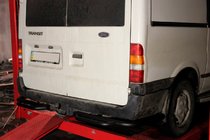 Ford Transit 2000–2014 Takasuojakaari askelmalla AK-Special Black (ruostumaton teräs) kuva 1