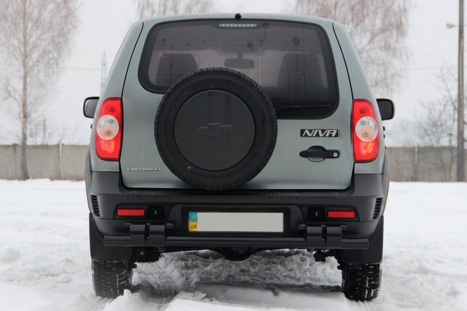 Chevrolet Niva 1998–2020 Takasuojakaari AK015 Black (ruostumaton teräs) Kuva 2