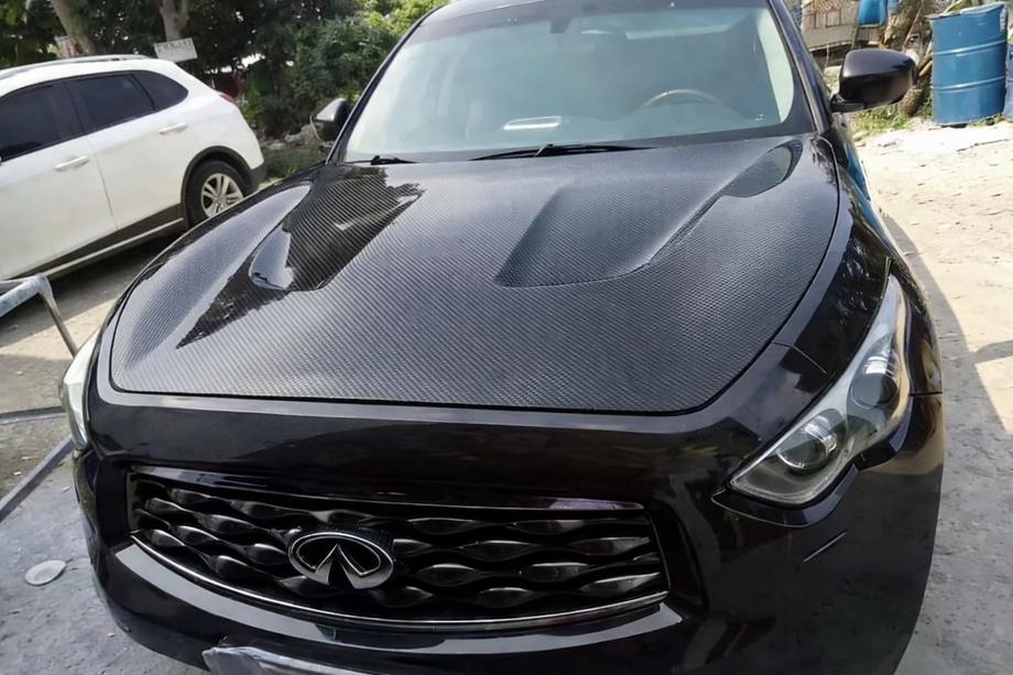 Infiniti QX70 2013–2019 Konepelti (hiilikuitu) Image