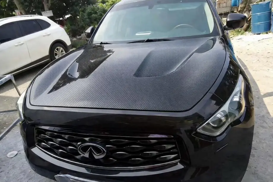Infiniti FX 2008–2012 Konepelti (hiilikuitu) Image