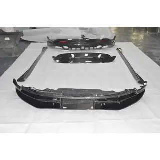 SQ Carbon bodykit-sarja Infiniti QX70 2013–2019 kuva 1