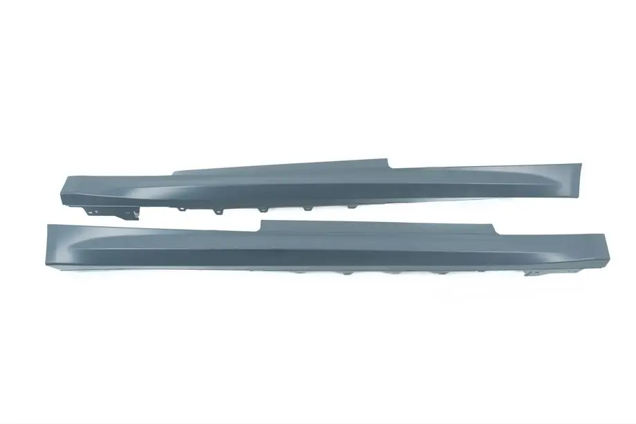 BMW 4-sarja F32/F33/F36 2012–2020 M4 F82 -tyyliset sivuhelmat Image