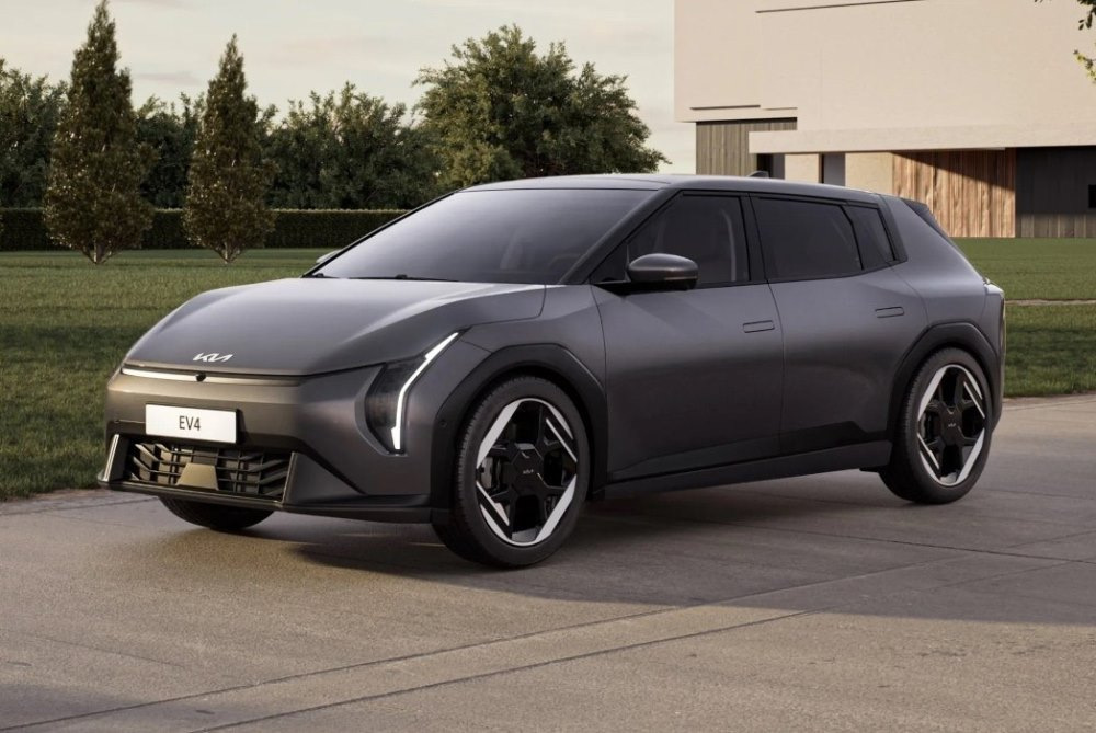 Kia EV4 Hatch 2025: edullinen sähköhatchback pitkällä toimintamatkalla