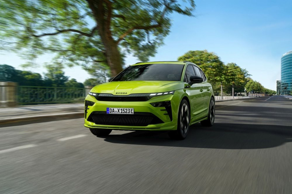 Koeajo: Skoda Enyaq RS – urheilullinen sähköinen lippulaiva 2025-uudistuksen jälkeen