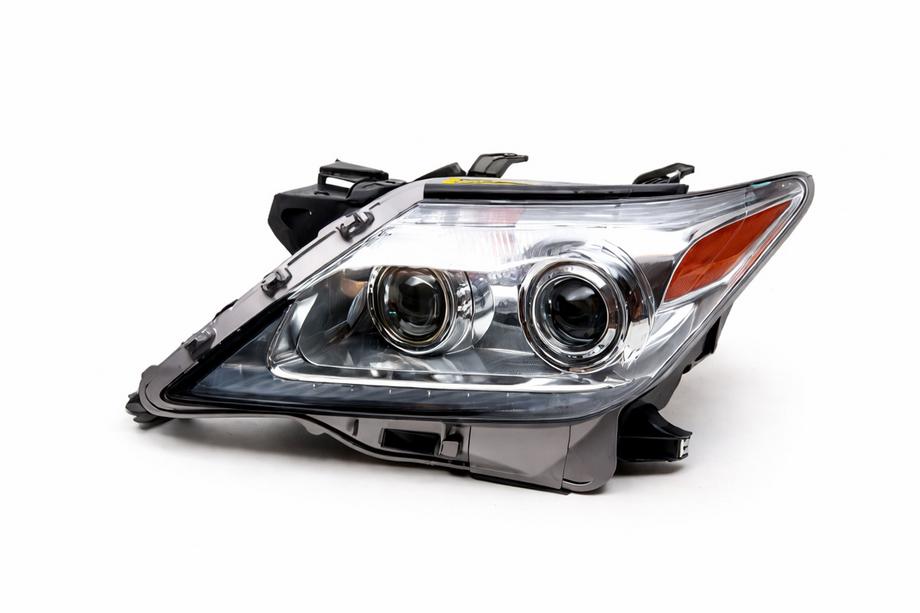 Lexus LX570/450d 2008–2022 Vasen ajovaloumpio 2012-2015 (Standart, LED-moduulilla) Image